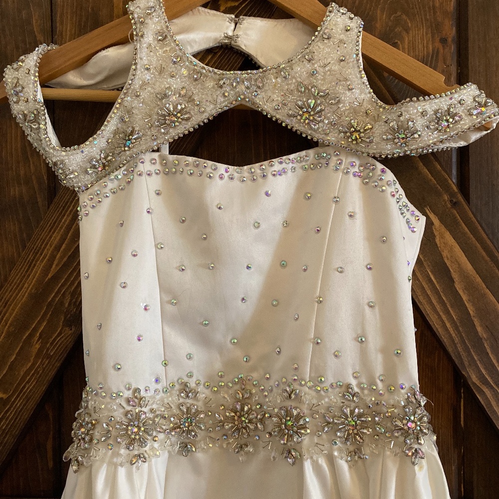 Girls pageant gown